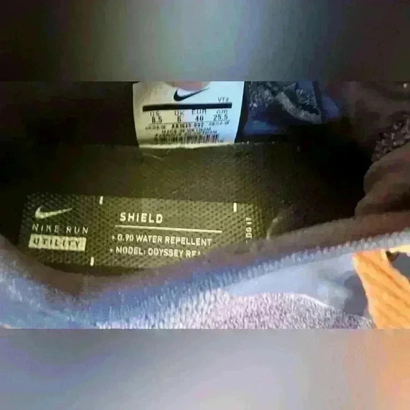 Nike Odessey Athletic Shoes React Shield Orange Black Size 8.5 Women - Picture 5 of 6